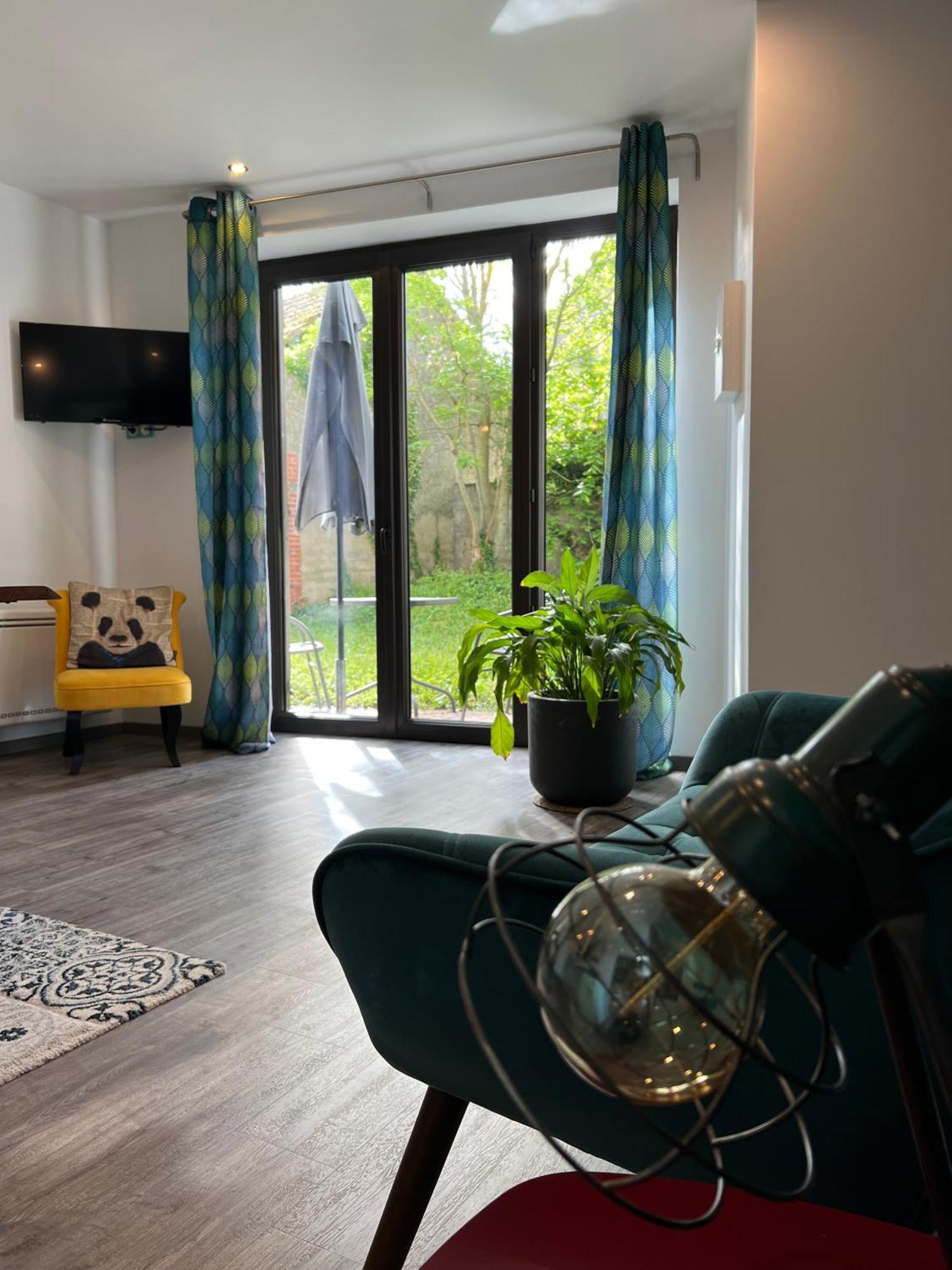 Apartament Les Haltes De La Rive Gauche Sury-pres-Lere Zewnętrze zdjęcie